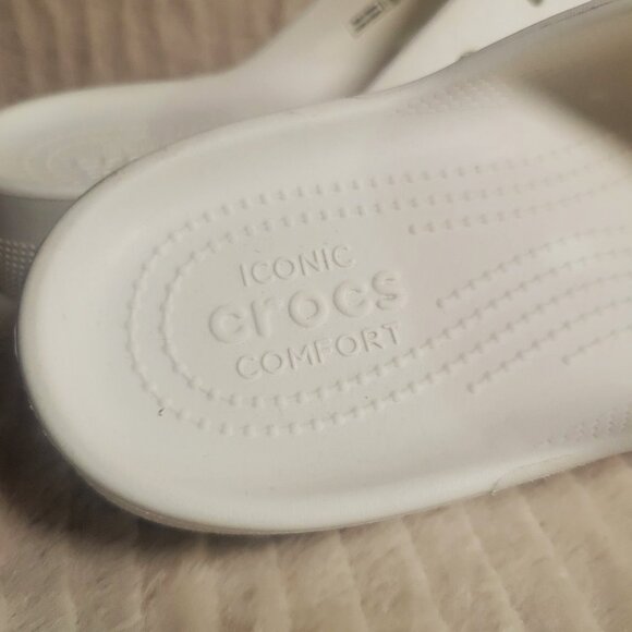 Crocs Women's Classic Platform Slide in White - Size 11 - Picture 6 of 8
